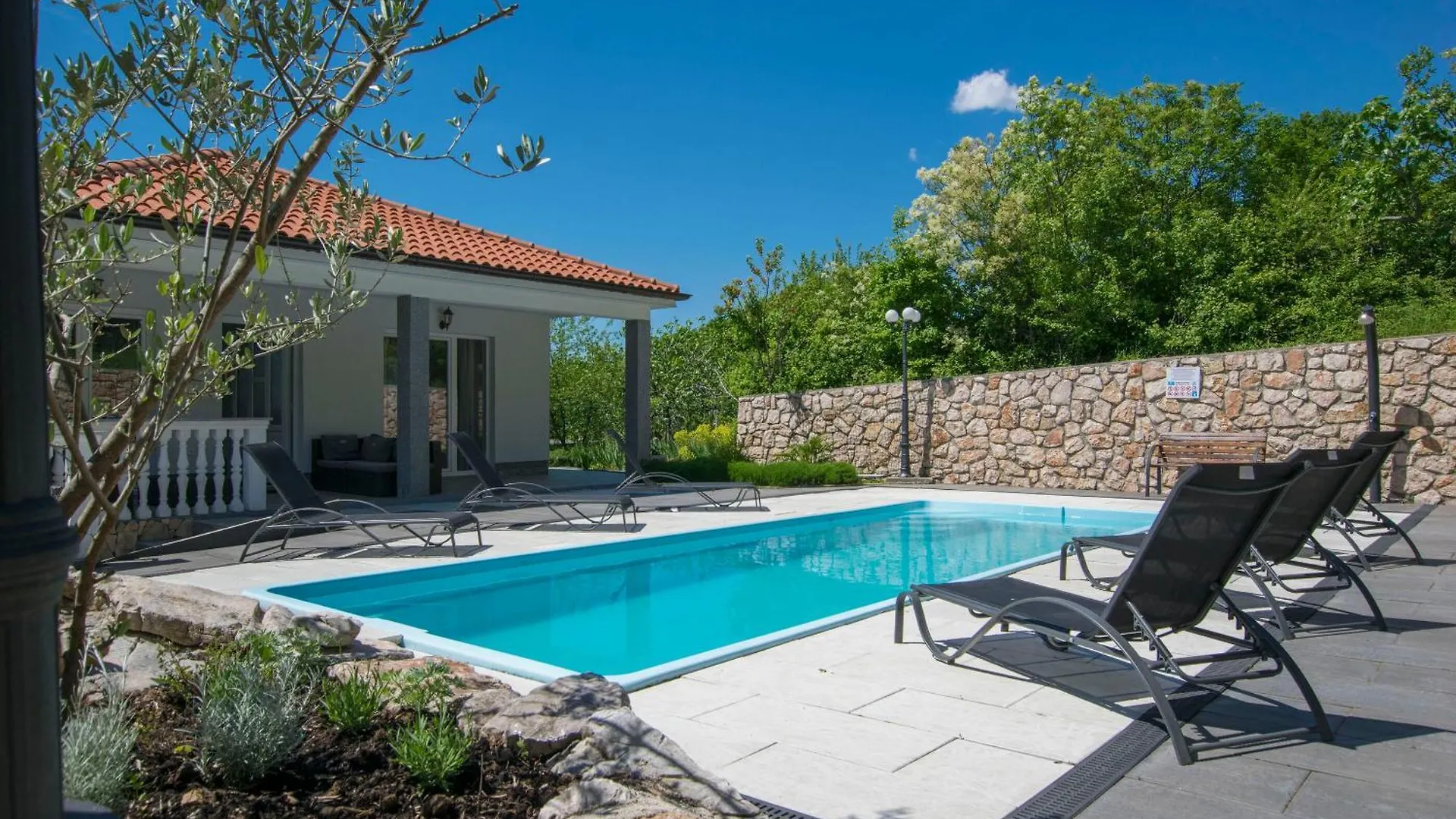 House Bribirska Vila Bribir (Primorje-Gorski Kotar)